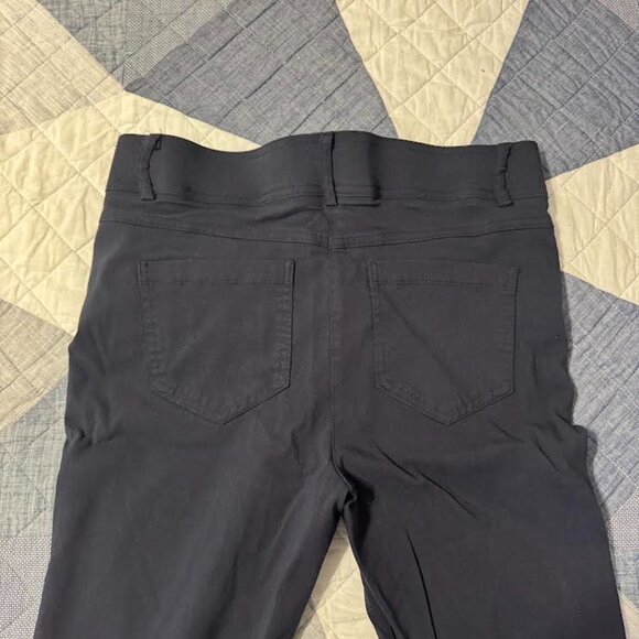 89th and Madison Navy Blue Dress Pants Size 8 - Picture 3 of 3